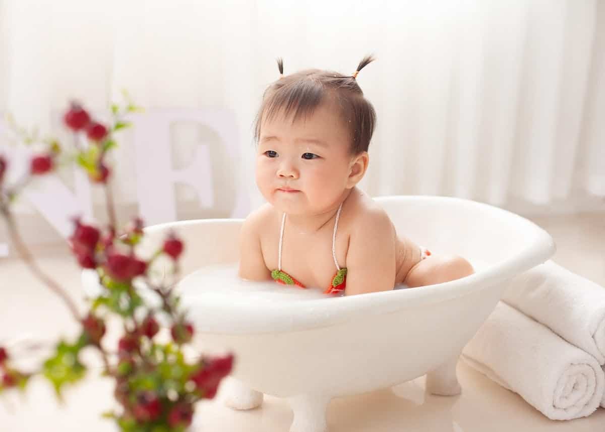 bébé  bain